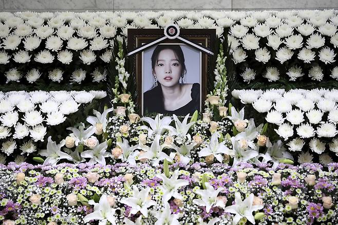 고 구하라씨의 장례식장에 놓인 영정. 사진공동취재단