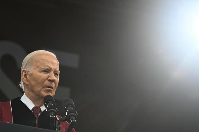 조 바이든 미국 대통령이 지난 19일 조지아주 애틀랜타의 모어하우스 칼리지에서 졸업 축하 연설을 하고 있다. 애틀랜타=AFP 연합뉴스
