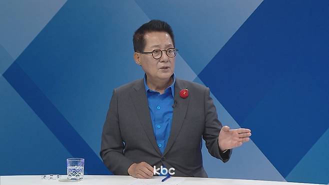 ▲KBC '여의도초대석'에 출연한 박지원 전 국정원장