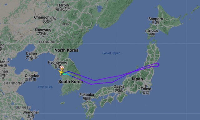 일본에서 회항한 유나이티드 항공 여객기(UA806). 플라이트레이더24 캡처