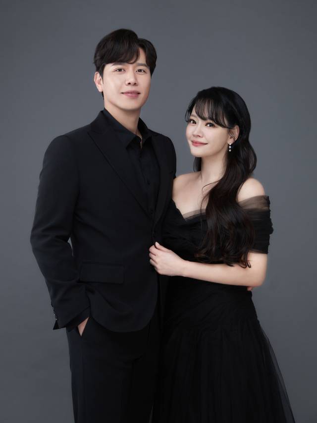 김소현, 손준호 부부 / 사진=팜트리아일랜드