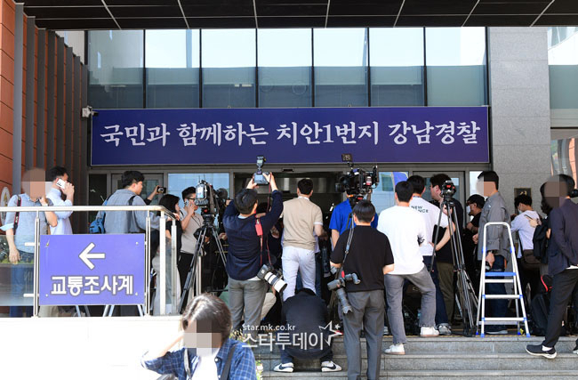 김호중이 취재진을 피해 경찰에 출석했다. 사진|유용석 기자