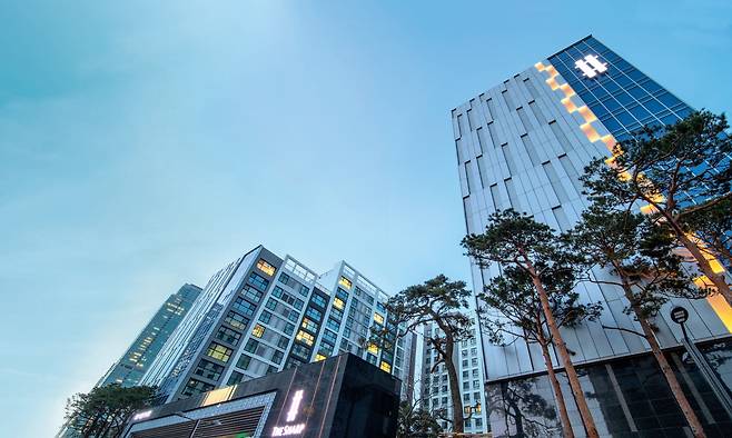 서울시 강남구 개포동에 위치한 '개포 더샵 트리에' 전경./포스코이앤씨 제공