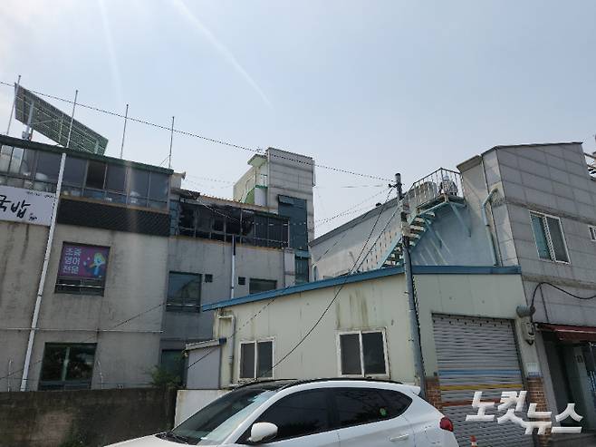 22일 오전 7시 20분쯤 전남 장성군 장성읍 한 3층 주택에서 화재가 발생했다. 박성은 기자