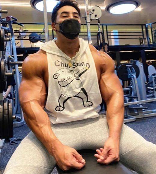 tvN '코미디 빅리그'로 이름을 알린 '징맨' 황철순 씨가 폭행 등 혐의로 경찰 조사를 받고 있다. 〈사진=황철순 SNS〉