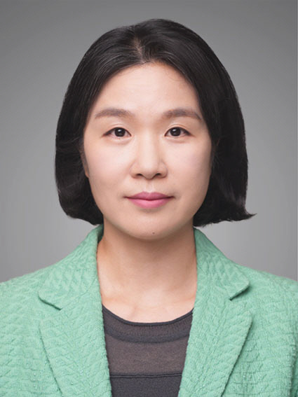 이진 교수