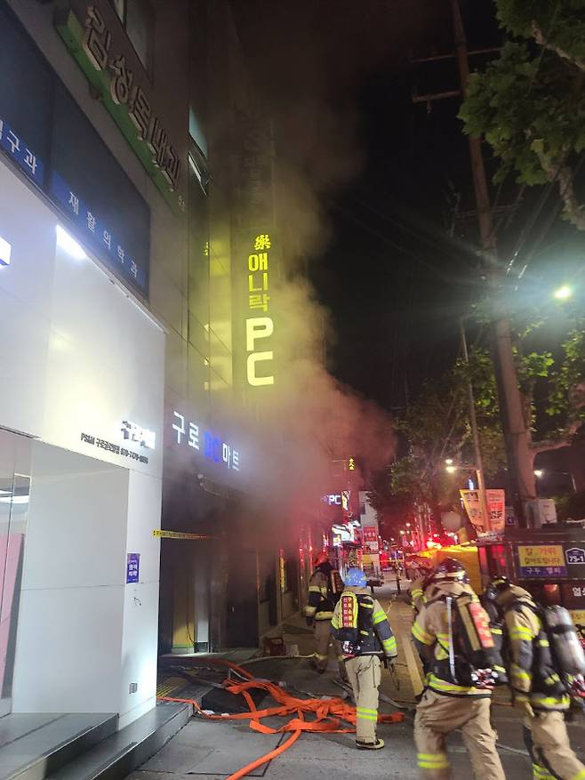 지난 18일 새벽 서울 구로구의 한 건물 지하 1층 마트에서 화재가 발생했다. (사진=서울 구로경찰서)