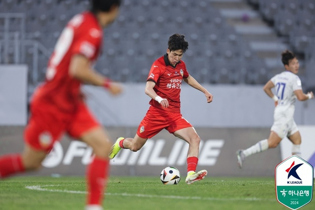 정마호(가운데). /사진=한국프로축구연맹 제공