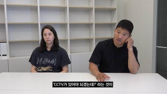 수잔 엘더 이사(좌)와 강형욱 대표(우). 강형욱의 보듬TV 갈무리.