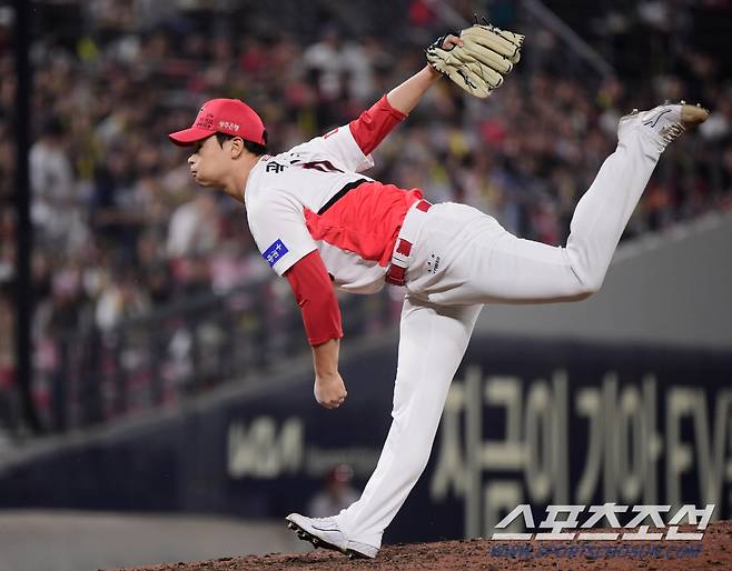 24일 광주 기아 챔피언스필드에서 열린 두산과 KIA의 경기. 곽도규가 투구하고 있다. 광주=정재근 기자 cjg@sportschosun.com/2024.5.24/