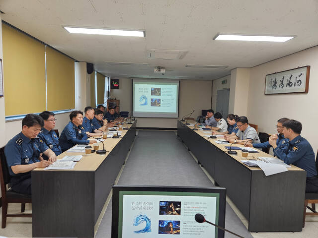 안성경찰서가 27일 청소년 사이버 도박을 척결하기 위해 대응 전략을 가졌다. 안성서 제공