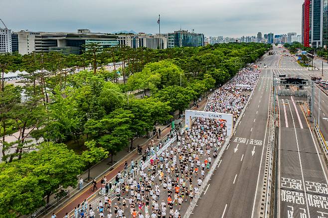 '파이널 런' 참가자들이 서울 여의도 일대를 달리는 모습. 현대자동차 제공