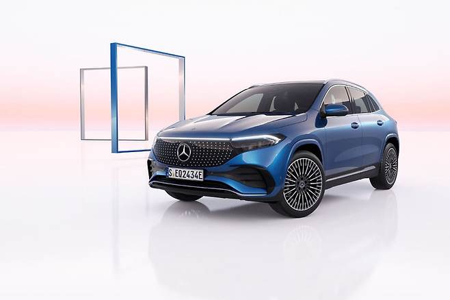 메르세데스 벤츠 더 뉴 EQA AMG 라인