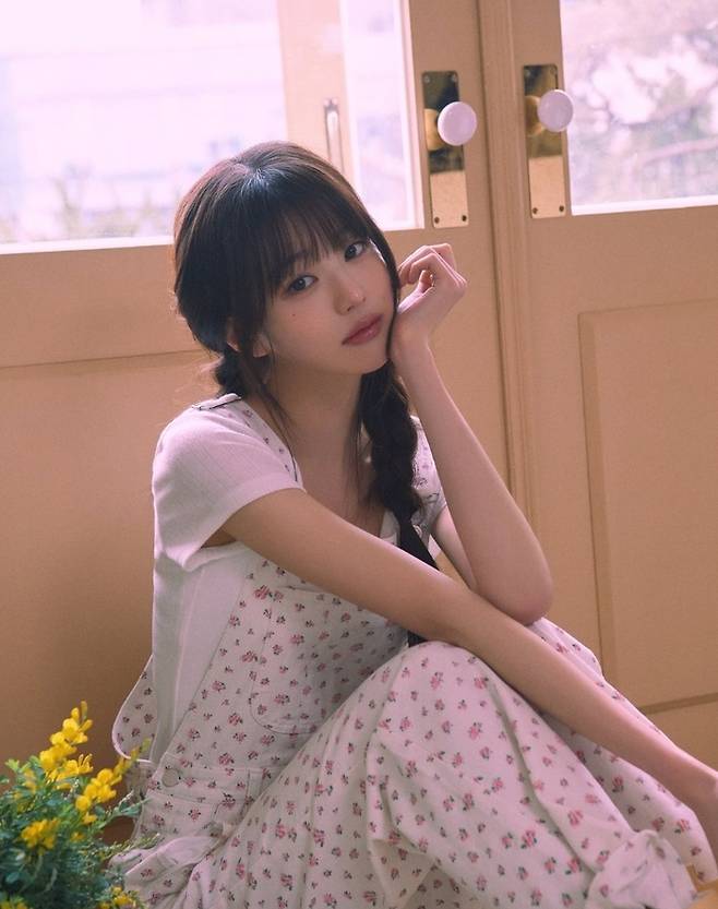 아이브 장원영. 사진 | 로라로라