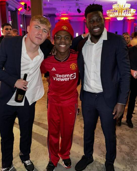 ▲ 호일룬, 오나나와 사진 촬영을 한 아이쇼스피드 ⓒ아이쇼스피드 SNS