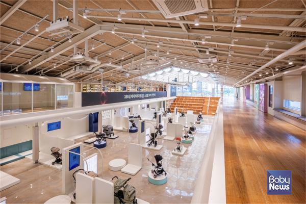 230여개 유명 육아용품 브랜드 총망라, 현장에서 체험하고 실시간 최저가 확인한 뒤 무인결제까지 한번에 가능. ⓒ링크맘