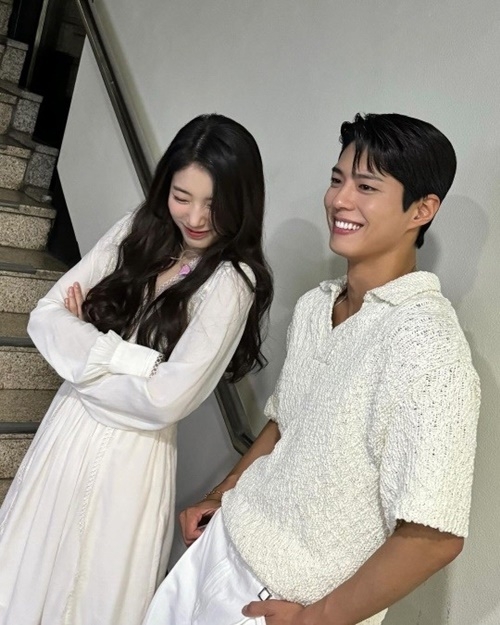 수지, 박보검. 사진l박보검 SNS 캡처