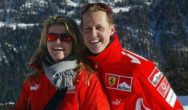 사고를 당하기 전의 미하엘 슈마허(Michael Schumacher)와 그의 아내 코리나 슈마허 (사진 출처: Top News)