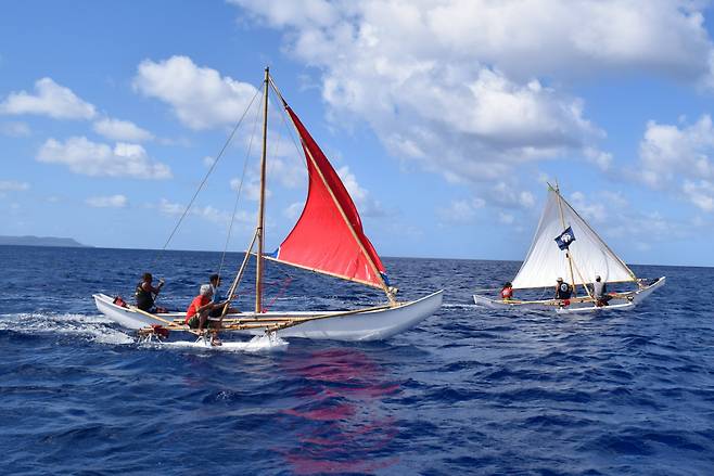 차모로 전통카누가 최근 복원돼 주말 무료 시승 프로그램을 운영중이다.