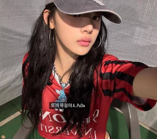 사진=뉴진스 공식 계정