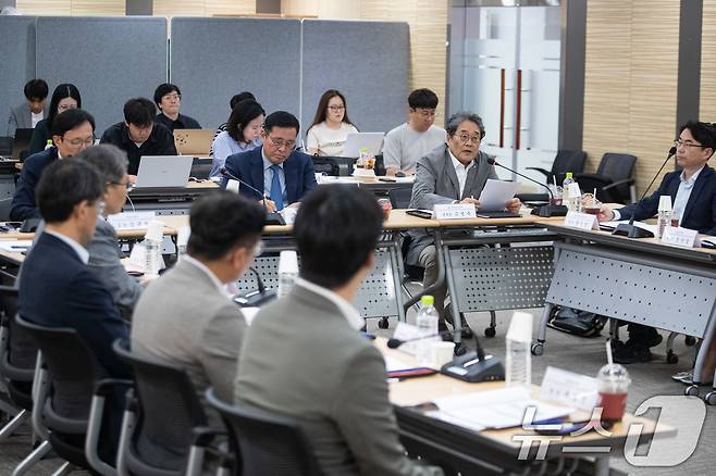 고병욱 한국토지주택공사(LH) 주거복지본부장이 3일 서울 강남구 한국토지주택공사 서울지역본부에서 열린 전세사기 피해자 주거안정 지원 강화방안 토론회에서 인사말을 하고 있다. 2024.6.3/뉴스1 ⓒ News1 유승관 기자