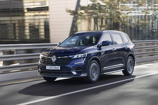 르노코리아는 로장주 엠블럼으로 새롭게 거듭난 패밀리 SUV '뉴 르노 QM6(new Renault QM6)' 6월 구매 고객을 위한 특별 조건을 내걸었다. 르노코리아 제공