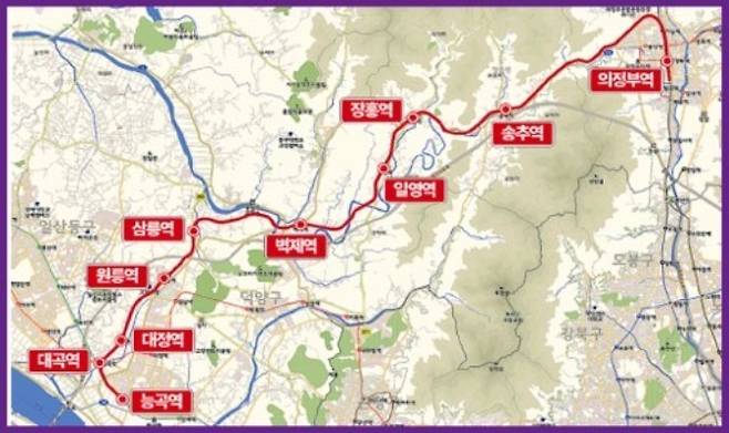 국가철도공단은 교외선(고양 능곡~양주~의정부 32.1km) 시설개량공사를 마친 뒤 시험을 거쳐 본격적인 운행에 들어간다. 이렇게 되면 교외선은 2004년 운행 중단 이후 20년 만에 다시 추억의 노선을 달리게 된다.(경기도 제공) ⓒ News1 진현권 기자