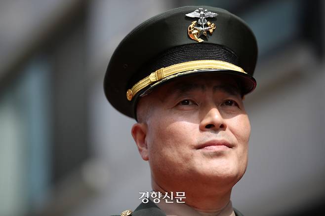 해병대원 순직사건 수사 이첩 관련 항명 및 상관명예훼손 혐의로 기소된 박정훈 해병대 전 수사단장이 지난달 17일 4차 공판이 열리는 서울 용산구 중앙지역군사법원에 출석하고 있다. 권도현 기자