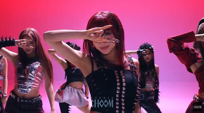 사진 제공=스튜디오 춤