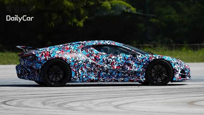 부가티, 시론 후속 하이퍼카 스파이샷(출처 탑기어)