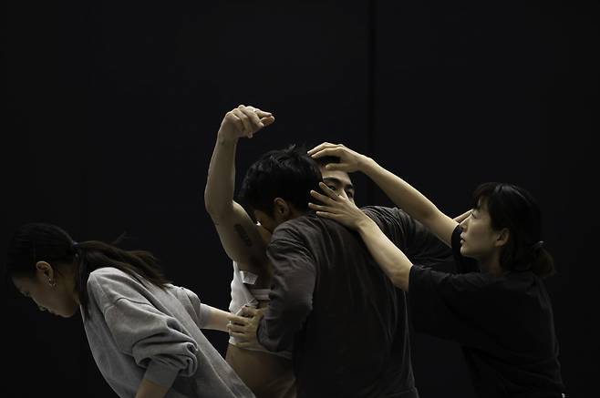 Dancers rehearse a scene from “Init.” (Korea National Contemporary Dance Company)