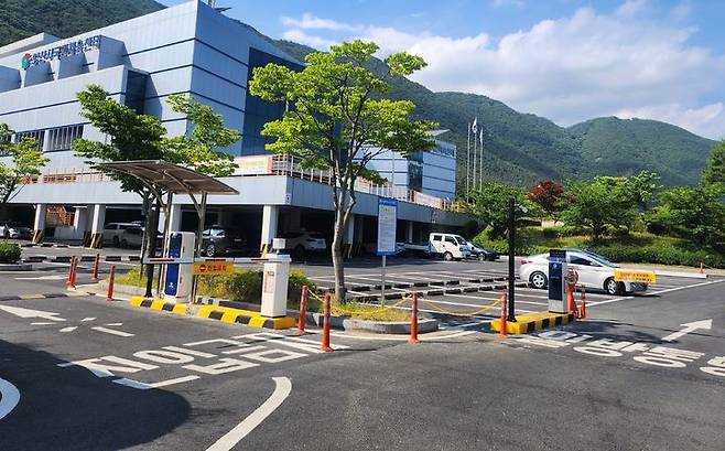 [양산=뉴시스] 양산시국민체육센터 전경. (사진=양산시 제공) 2024.06.05. photo@newsis.com *재판매 및 DB 금지