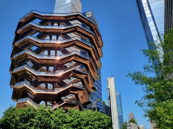 미국 뉴욕 맨해튼 허드슨 강가에 위치한 조형물 '베슬'. '맨해튼의 에펠탑'이라고도 불린다.  한은화 기자