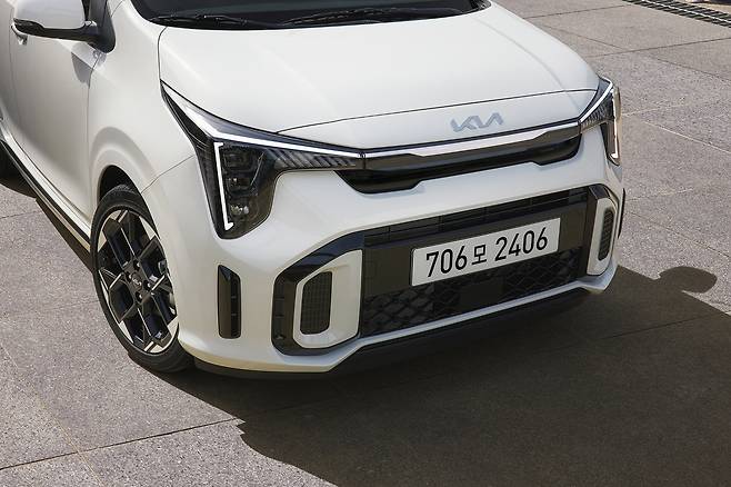 '2024 모닝 전면부'