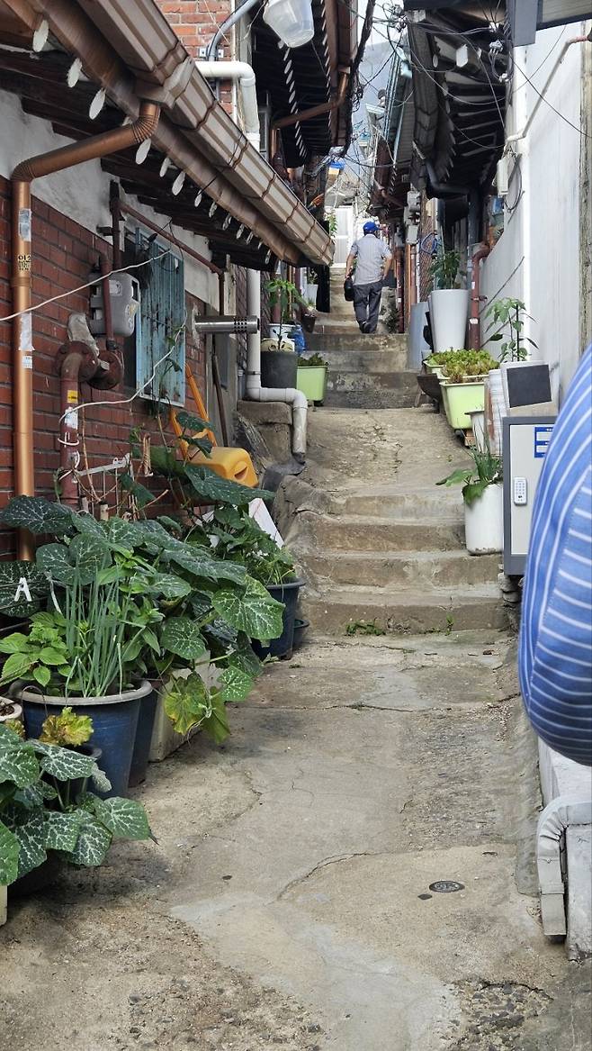 지난 11일 서울 마포구 공덕7구역 일대 골목길 모습. 사진=최용준 기자