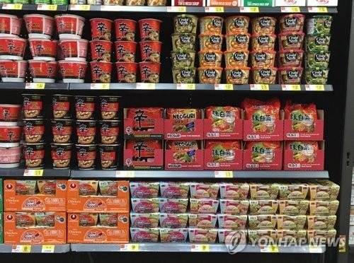 미국 월마트 매장에 진열된 농심의 라면. 사진 농심