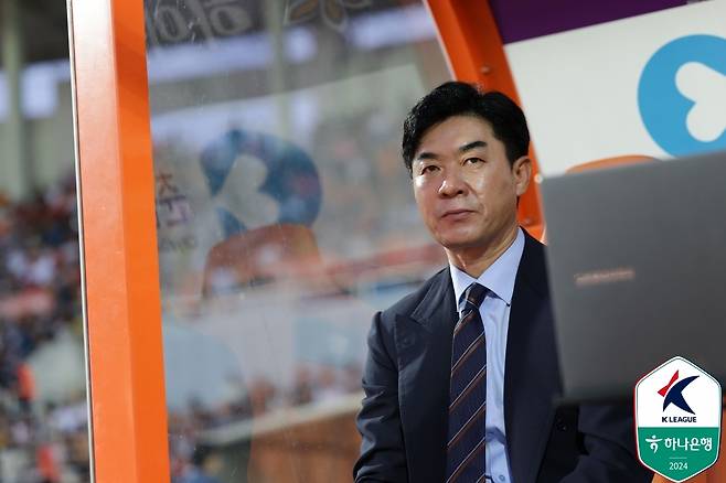 강원FC 윤정환 감독 [한국프로축구연맹 제공. 재판매 및 DB금지]