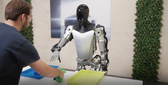 휴머노이드 로봇 '옵티머스'. [일론 머스크 X 계정 갈무리]