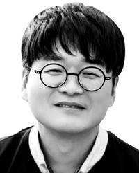김만권 정치철학자