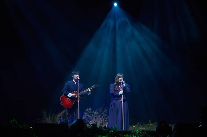남매 듀오 악뮤(AKMU/이찬혁·이수현)가 16일 오후 5시 서울 송파구 올림픽공원 케이스포돔(KSPO DOME)에서 '2024 AKMU 10주년 콘서트-10VE'를 개최했다. /사진=YG엔터테인먼트