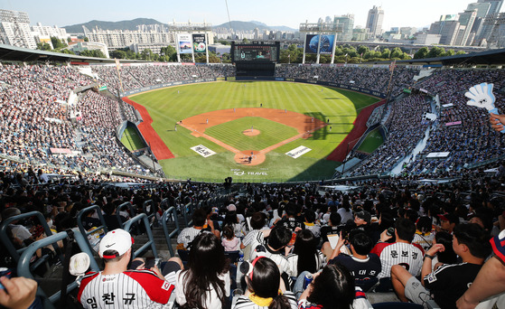 The 2024 KBO season reached 5 million spectators in 345 games. [NEWS1]