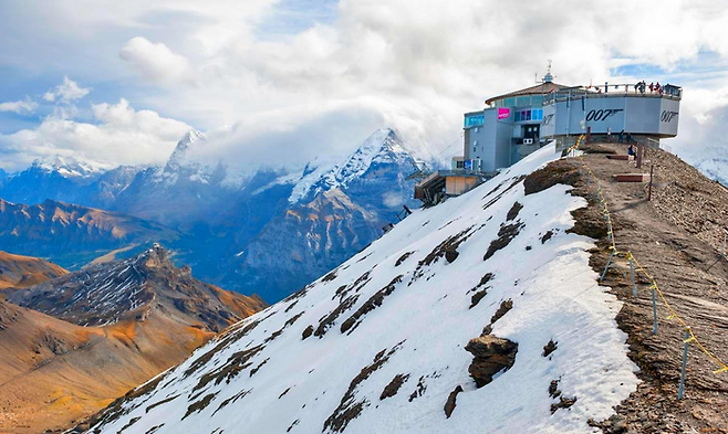 교원투어 여행이지, 스위스 일주 패키지_쉴트호른 정상 / 사진=교원투어 제공