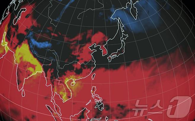 사진은 세계 기상 정보 비주얼 맵인 어스윈드맵으로 확인한 이날 오후 14시 한반도 주변이 기온과 불쾌지수로 붉게 표시되고 있다. (어스윈드맵 캡처)2024.6.19/뉴스1