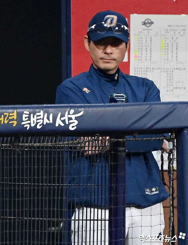 강인권 NC 감독은 18일 잠실구장에서 열린 '2024 신한 SOL Bank KBO 리그' 두산과 주중 3연전 첫 번째 경기 도중 심판진에 어필했다. 엑스포츠뉴스 DB