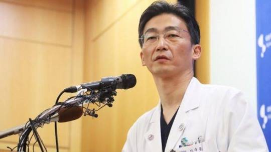 신원식 국방부 장관은 27일 국방부 의무자문관인 이국종 교수를 국군대전병원장으로 임명했다. 이 교수는 이날 명예해군 대령으로도 임명됐다. [헤럴드DB]