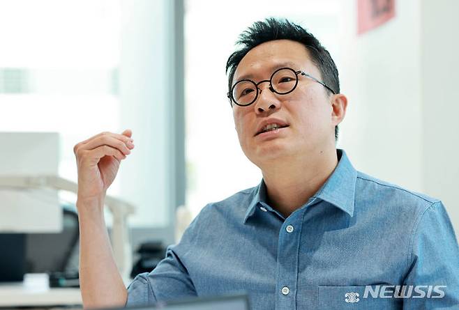 [서울=뉴시스] 고범준 기자 = 지성원 현대자동차 브랜드마케팅 본부장(전무)이 19일 오전 서울 강남구 현대자동차 강남대로사옥에서 뉴시스와 인터뷰를 하고 있다. 2024.06.20. bjko@newsis.com