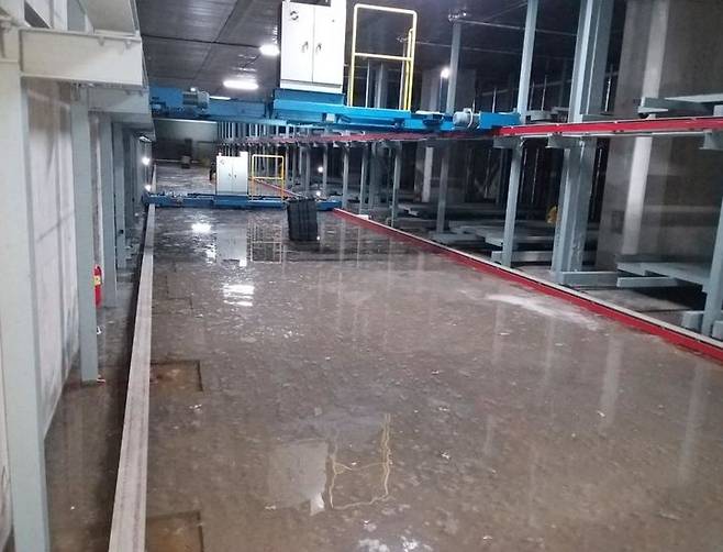 [서울=뉴시스]기계식주차장이 침수된 모습. (사진=한국교통안전공단) 2024.06.21.  photo@newsis.com *재판매 및 DB 금지