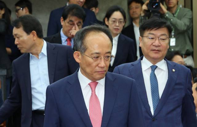 ▲국민의힘 추경호 원내대표가 21일 오전 국회에서 열린 의회정치 원상복구 의원총회에 참석하고 있다. ⓒ연합뉴스