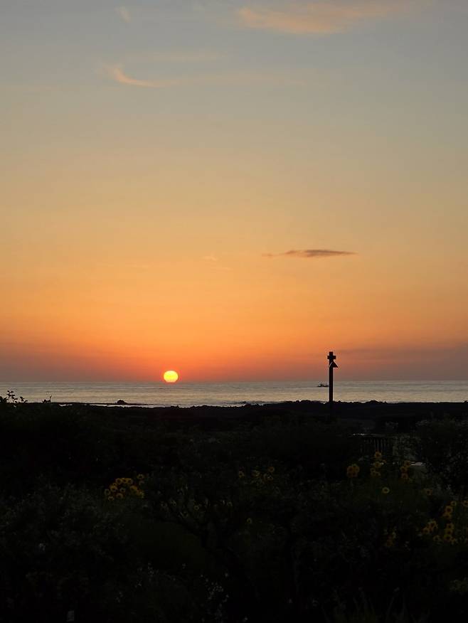 해비치 리조트에서본 일출.
