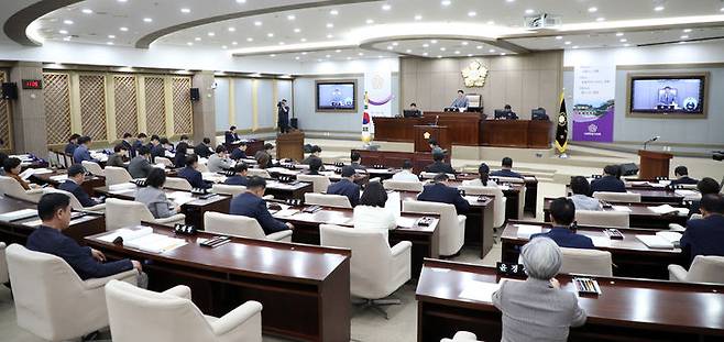 [수원=뉴시스] 수원시의회 본회의장 전경. (사진=수원시의회 제공) 2023.10.26. photo@newsis.com *재판매 및 DB 금지